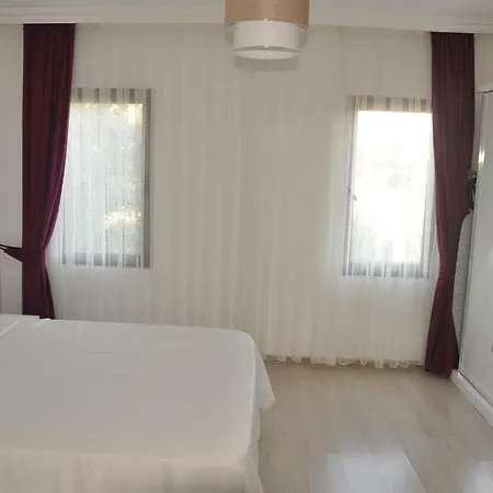 Daire Roni Apart Kalkan